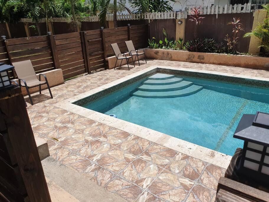 Central Upscale New Kingston Apt With Pool ภายนอก รูปภาพ